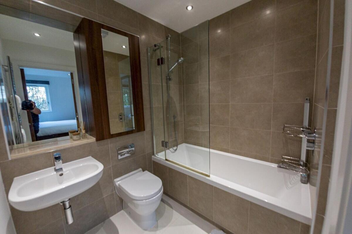 Oakhill Apartment Aberdeen Bagian luar foto