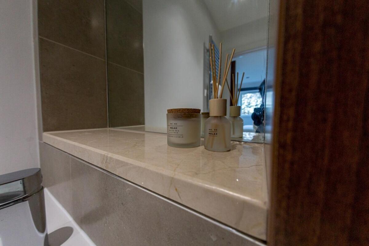 Oakhill Apartment Aberdeen Bagian luar foto